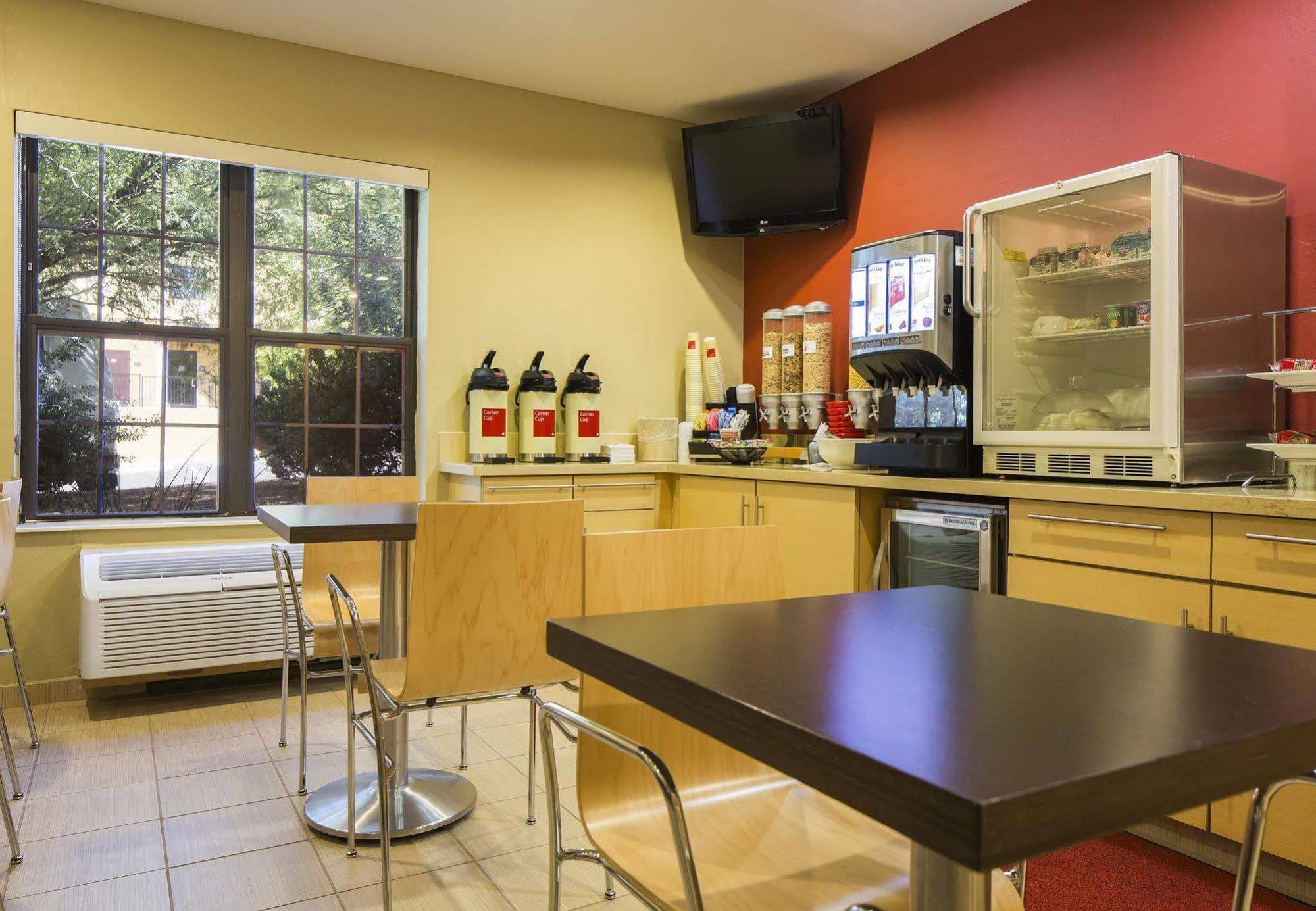 土桑万豪广场套房酒店 Casas Adobes 外观 照片