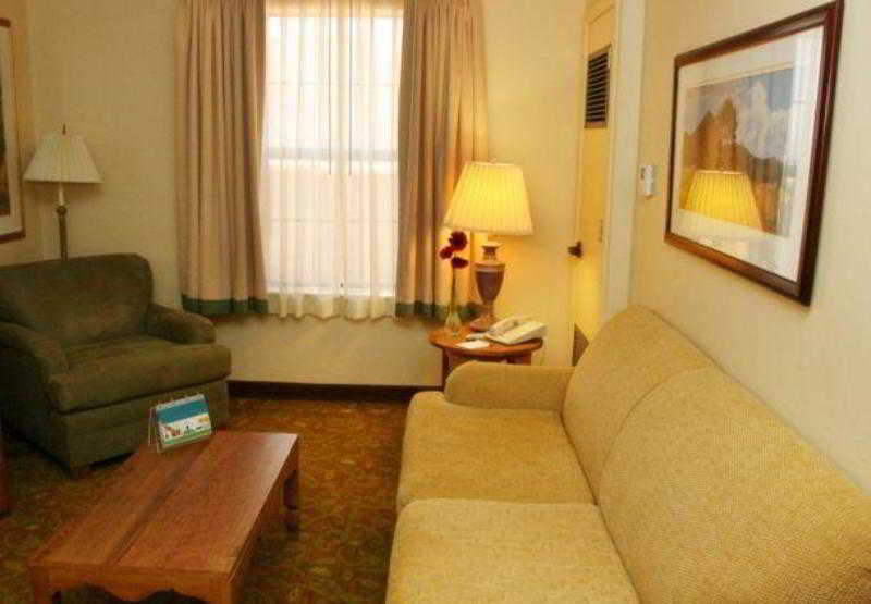 土桑万豪广场套房酒店 Casas Adobes 外观 照片